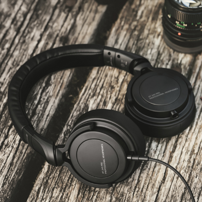 Beyerdynamic DT 240 Pro | Review & Raffle