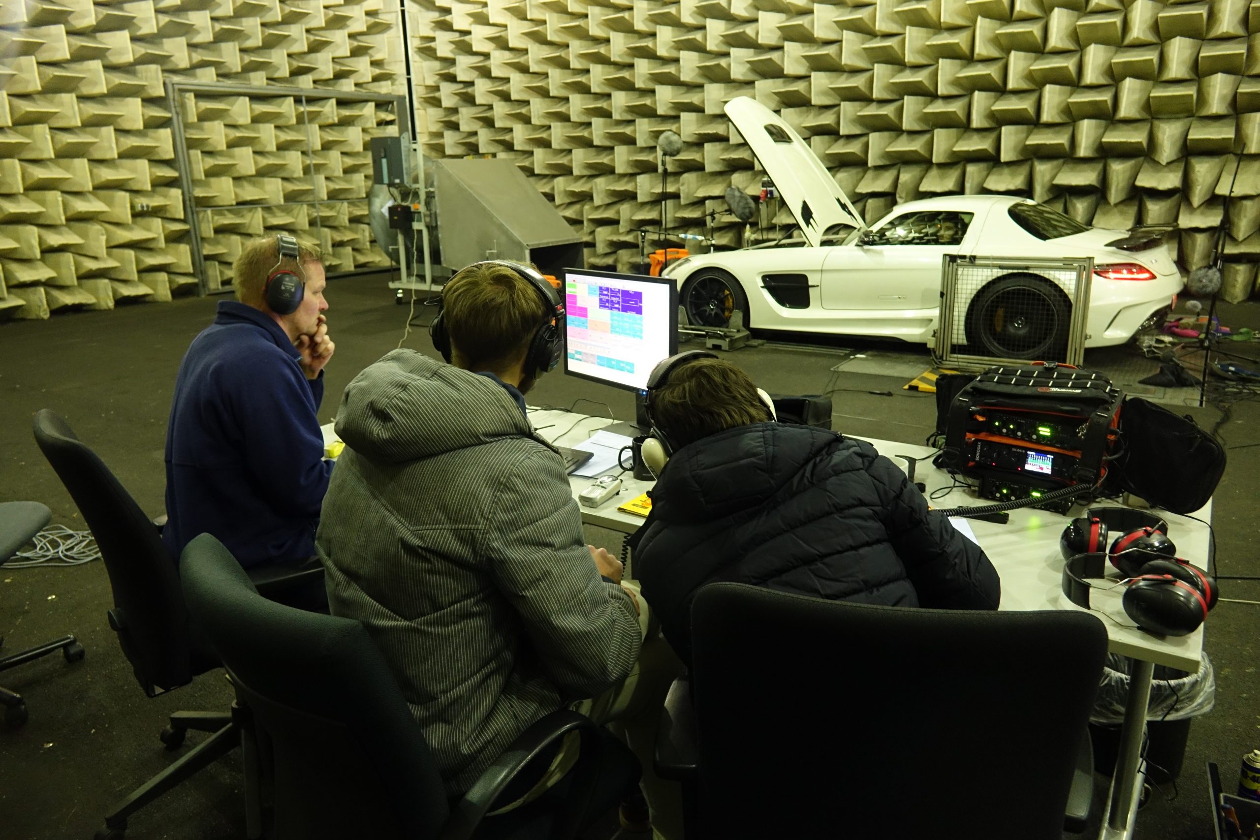 Dyno_Mercedes_AMG_SLS_Black_Series_02-tinified
