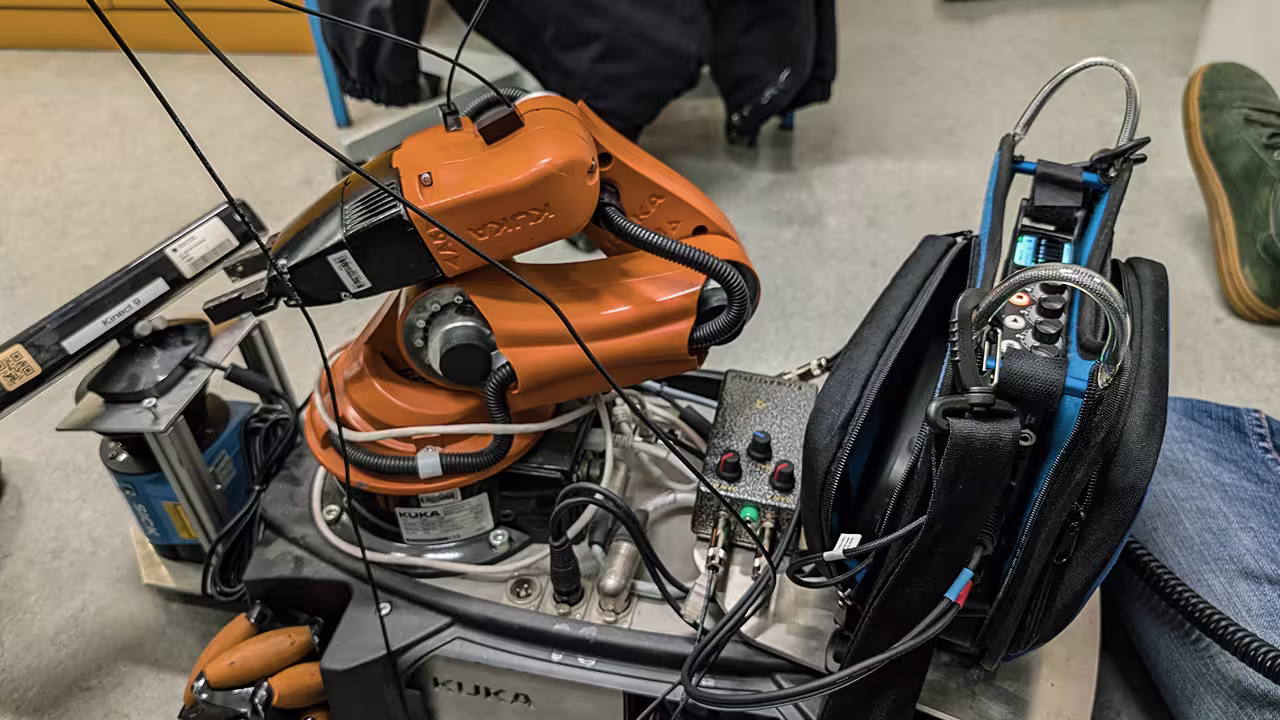 BOOM_MechsAndRobots_BTS_13